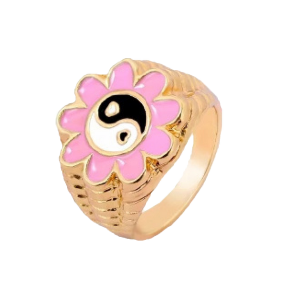 Yin Yang Daisy Gold Ring